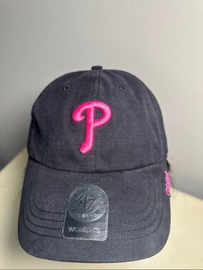 47 New Philadelphia Phillies Black Cap with Pink Logo
